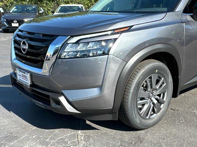 new 2025 Nissan Pathfinder car, priced at $36,631