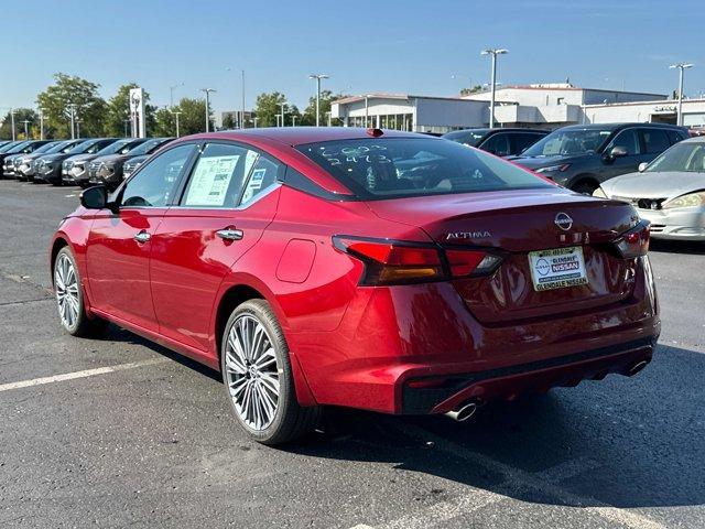 new 2025 Nissan Altima car, priced at $35,752