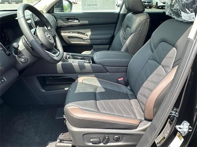 new 2025 Nissan Pathfinder car, priced at $48,764