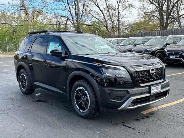 new 2024 Nissan Pathfinder car, priced at $40,962