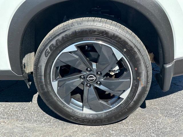 used 2024 Nissan Rogue car, priced at $27,795