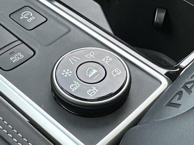 new 2025 Nissan Pathfinder car, priced at $50,052