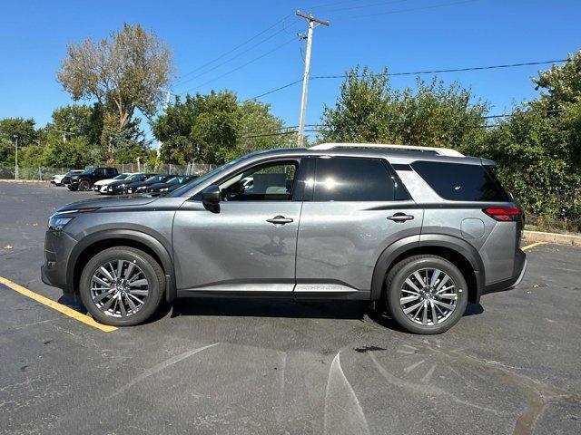 new 2025 Nissan Pathfinder car, priced at $45,045