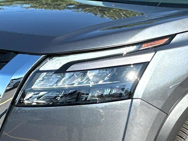 new 2025 Nissan Pathfinder car, priced at $45,045