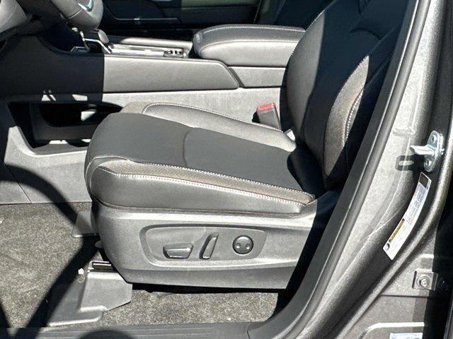 new 2025 Nissan Pathfinder car, priced at $45,045