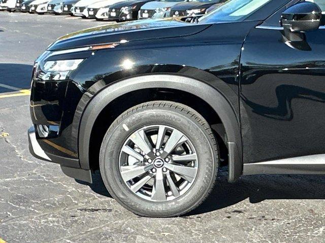 new 2025 Nissan Pathfinder car, priced at $34,911