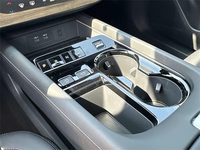 new 2025 Nissan Murano car, priced at $45,700