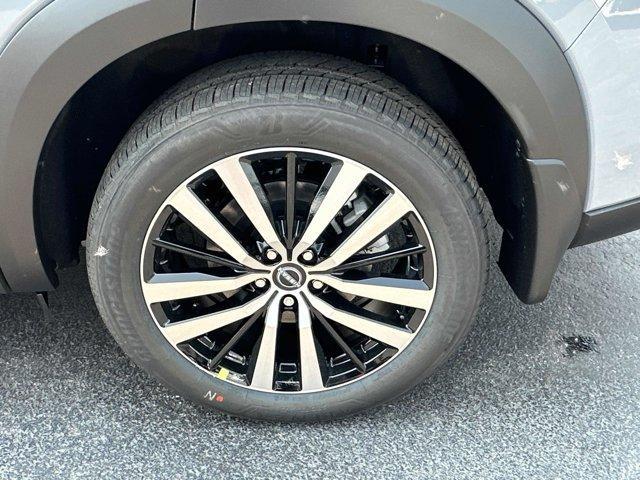 new 2025 Nissan Pathfinder car, priced at $49,974