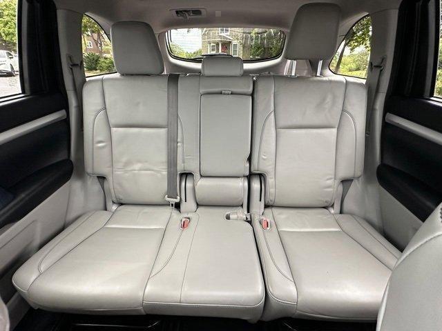 used 2015 Toyota Highlander car, priced at $19,716