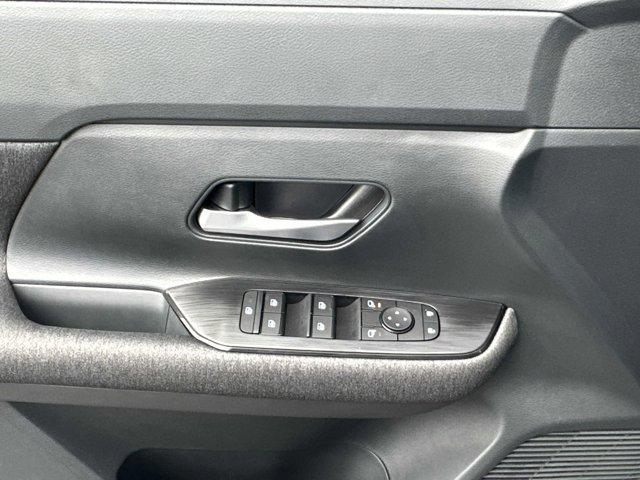 new 2025 Nissan Kicks car, priced at $25,530