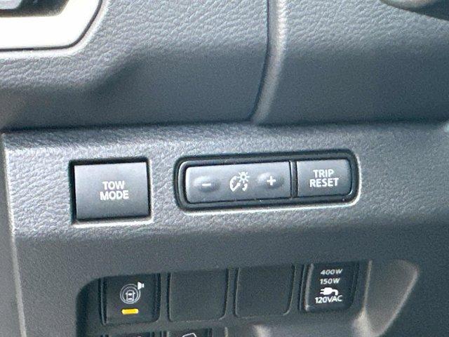 new 2025 Nissan Frontier car, priced at $35,560