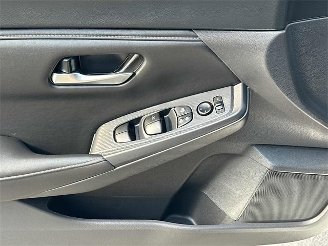 new 2025 Nissan Sentra car, priced at $22,318
