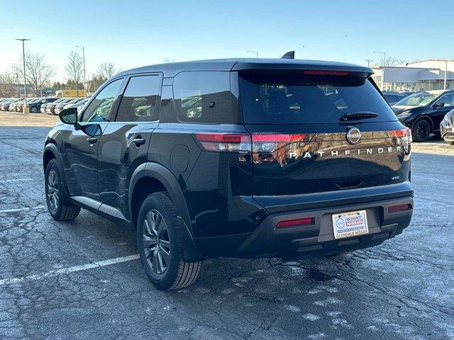 new 2025 Nissan Pathfinder car, priced at $38,867