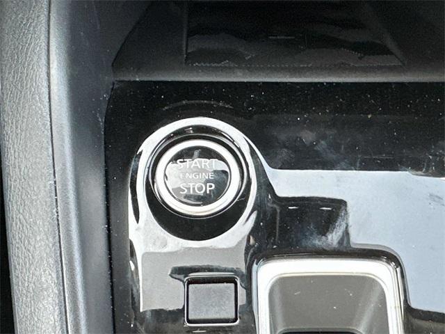 new 2025 Nissan Versa car, priced at $21,675