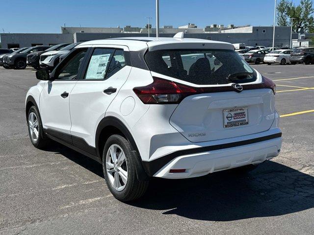 new 2025 Nissan Kicks Play car, priced at $23,850