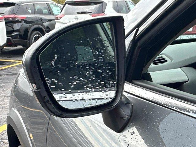 new 2025 Nissan Pathfinder car, priced at $34,832