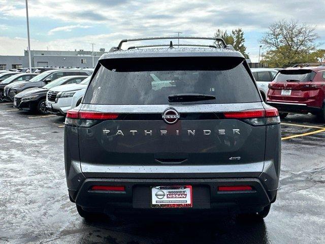 new 2025 Nissan Pathfinder car, priced at $34,832