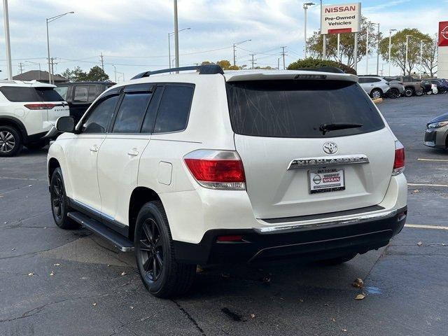 used 2013 Toyota Highlander car, priced at $14,395
