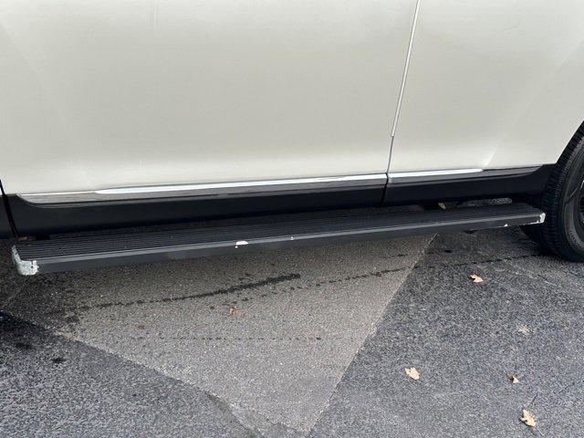 used 2013 Toyota Highlander car, priced at $14,395