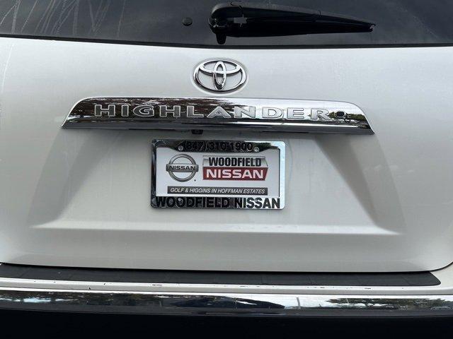 used 2013 Toyota Highlander car, priced at $14,395