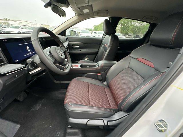 new 2025 Nissan Kicks car, priced at $27,964