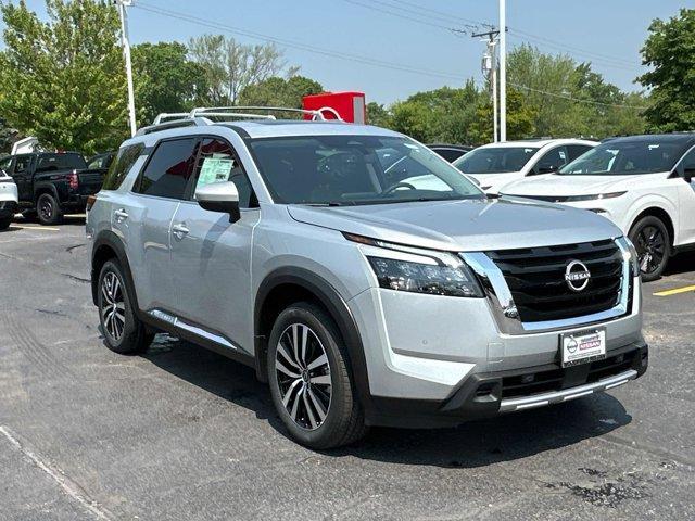 new 2025 Nissan Pathfinder car, priced at $49,167