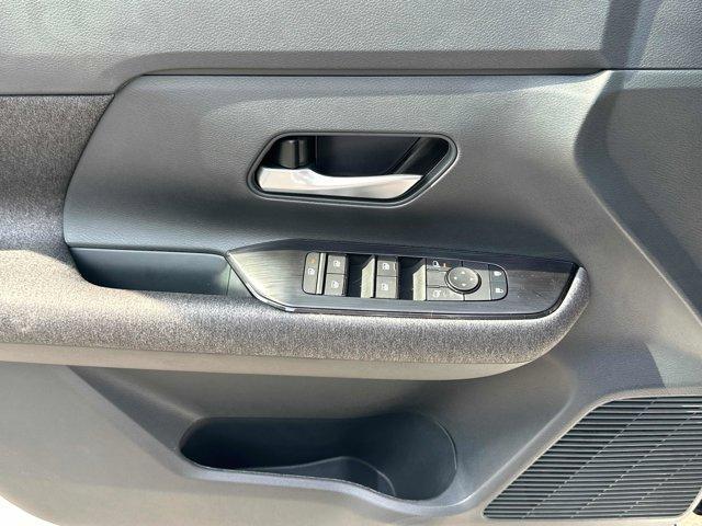 new 2025 Nissan Kicks car, priced at $26,020
