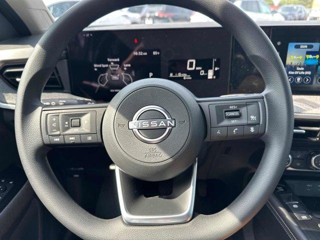 new 2025 Nissan Kicks car, priced at $26,020