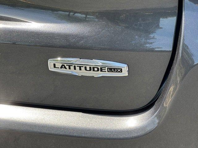used 2022 Jeep Compass car, priced at $24,017