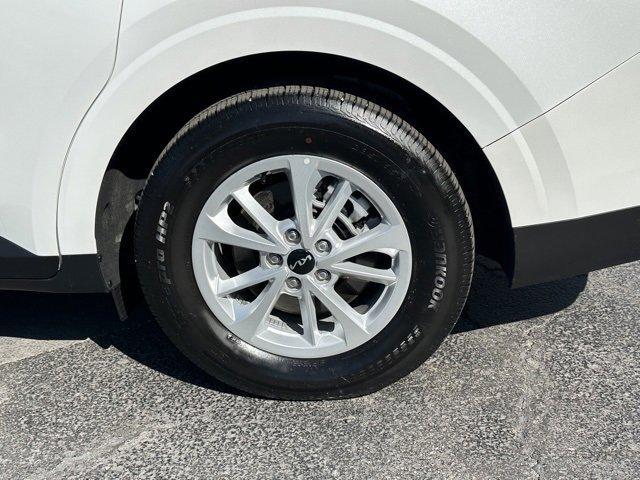 used 2024 Kia Carnival car, priced at $36,710