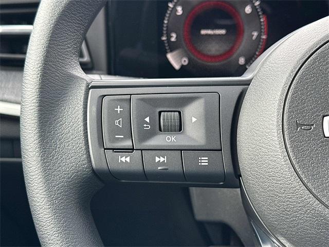 new 2025 Nissan Kicks car, priced at $24,522