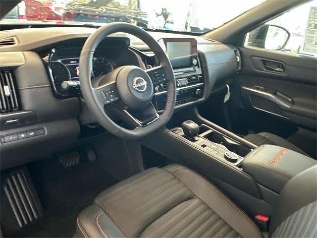 new 2025 Nissan Pathfinder car, priced at $42,438