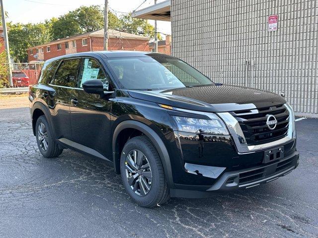 new 2024 Nissan Pathfinder car, priced at $34,875