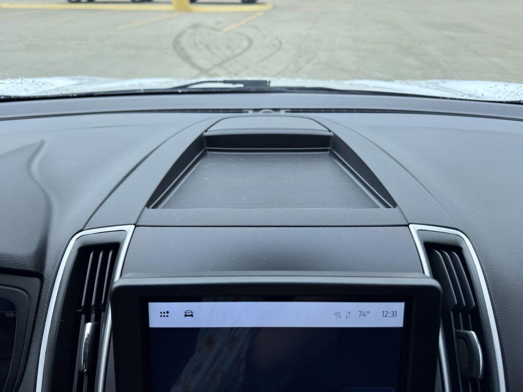 used 2024 Ford Edge car, priced at $28,990