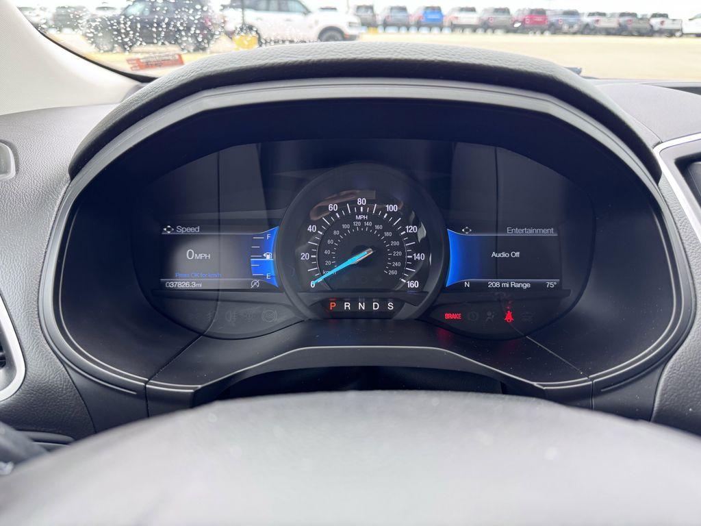 used 2024 Ford Edge car, priced at $28,990