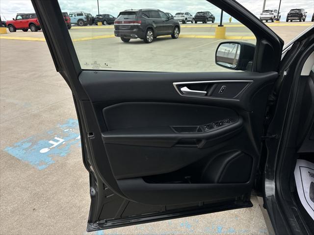 used 2022 Ford Edge car, priced at $25,990