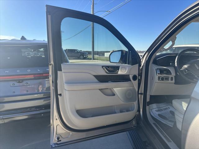 used 2020 Lincoln Navigator car, priced at $60,000