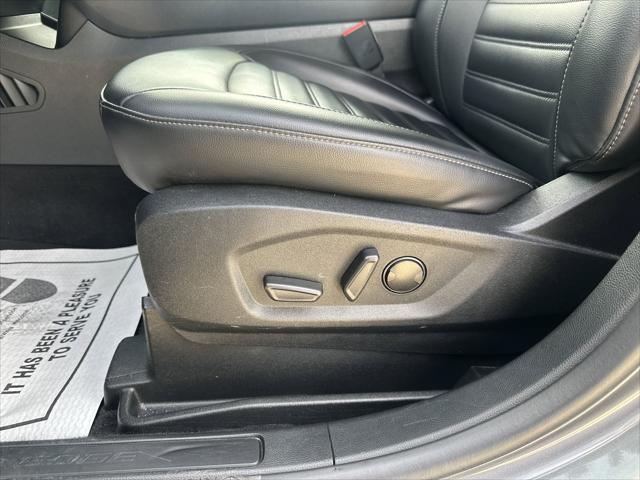 used 2022 Ford Edge car, priced at $26,990