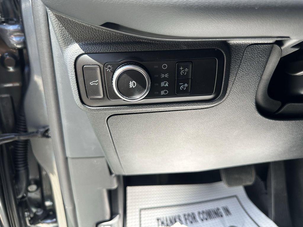 new 2025 Ford Explorer car, priced at $65,200