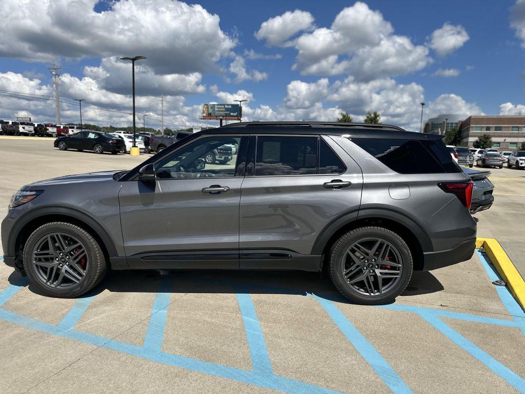 new 2025 Ford Explorer car, priced at $65,200
