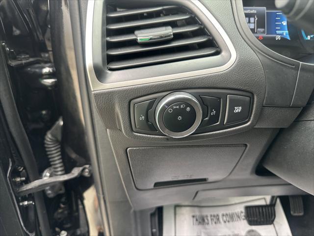 used 2024 Ford Edge car, priced at $29,990
