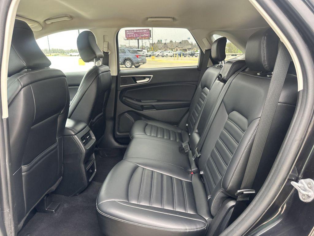 used 2024 Ford Edge car, priced at $29,990