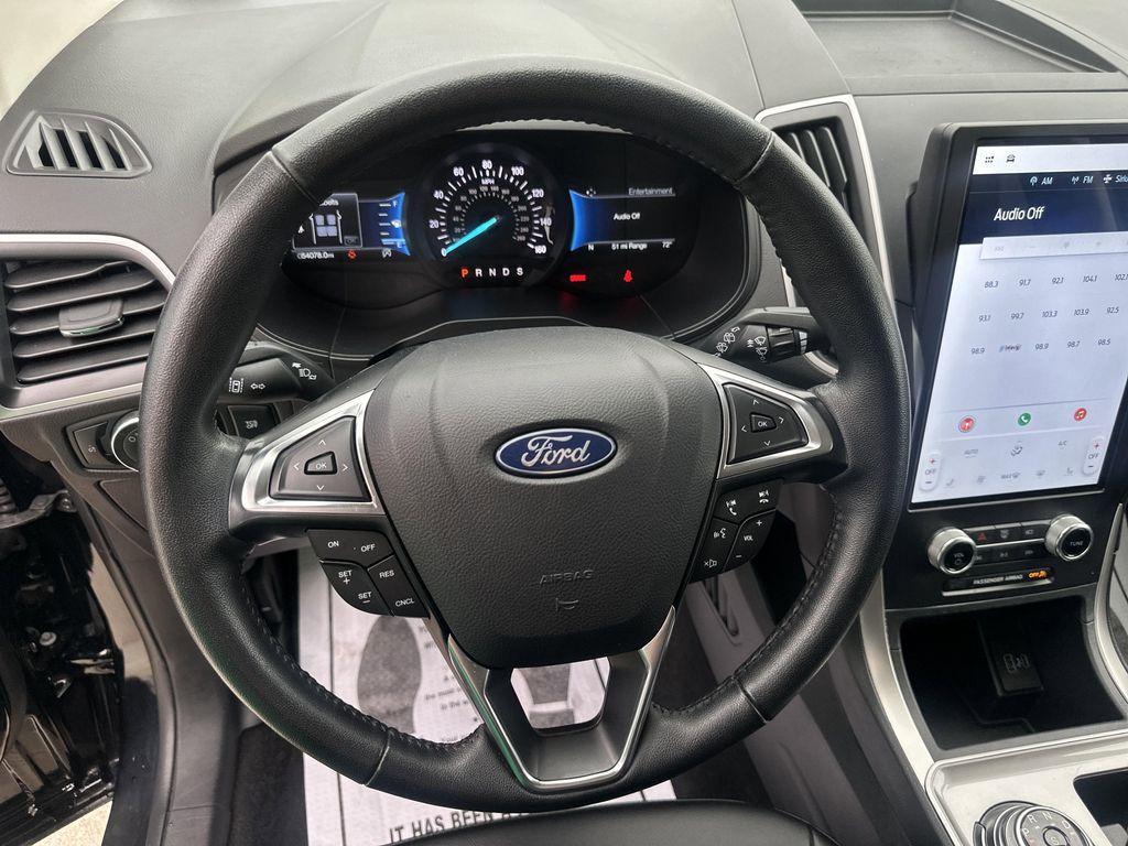 used 2024 Ford Edge car, priced at $29,990
