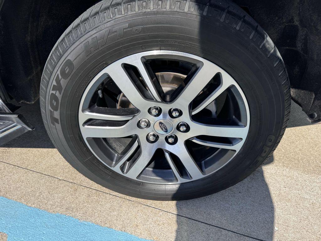 used 2023 Ford Expedition car, priced at $46,990
