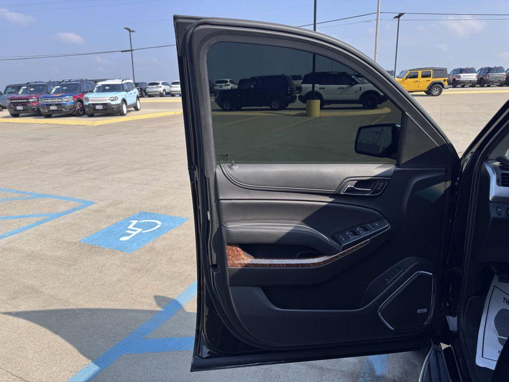 used 2017 Chevrolet Tahoe car, priced at $19,999