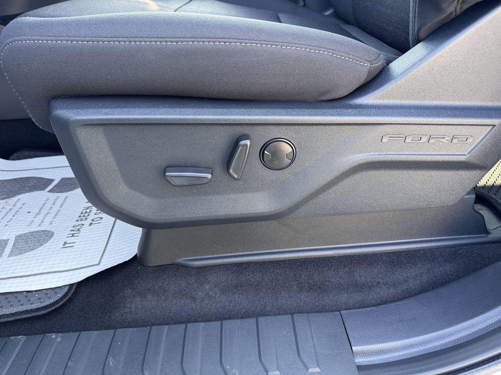 new 2025 Ford F-150 car, priced at $59,288