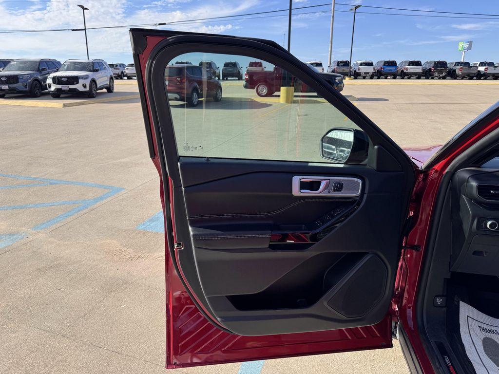 used 2022 Ford Explorer car, priced at $38,990