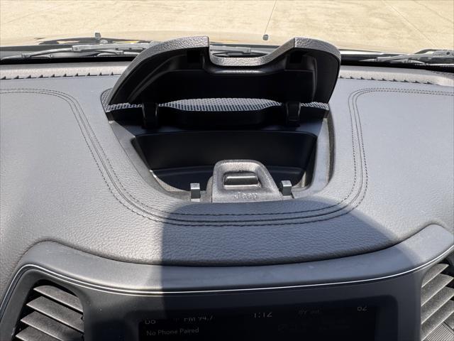 used 2023 Jeep Cherokee car, priced at $27,990