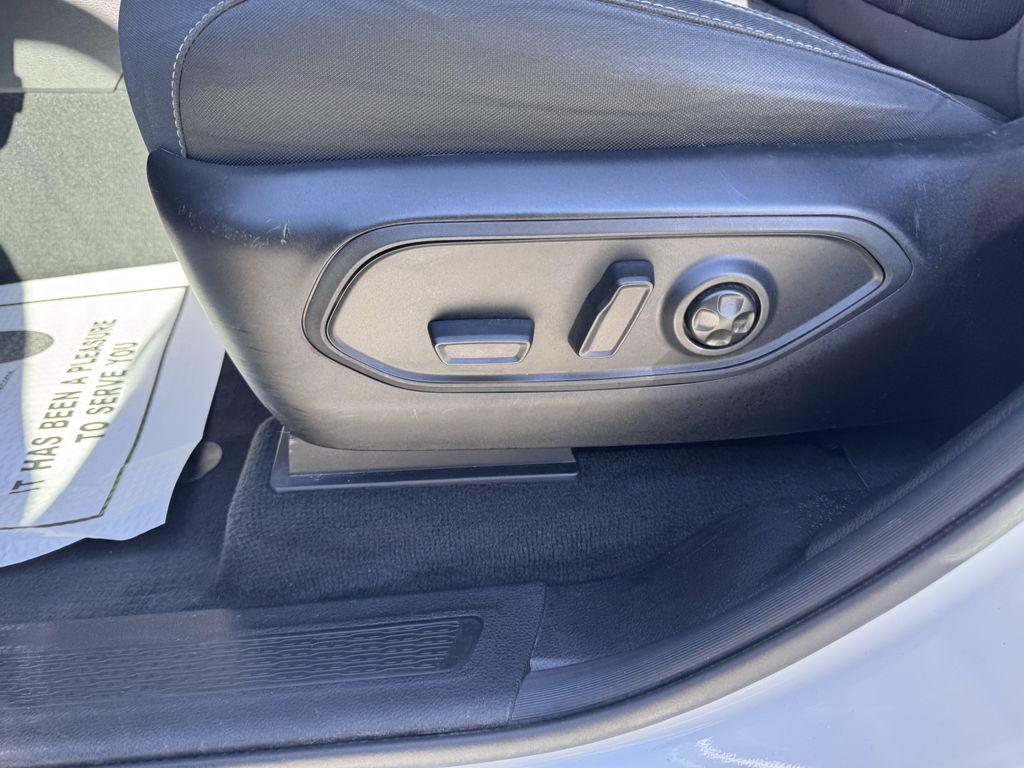 used 2023 Jeep Grand Cherokee L car, priced at $30,990