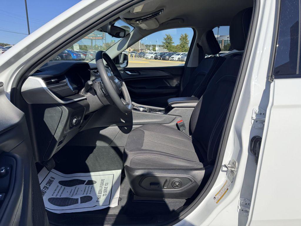 used 2023 Jeep Grand Cherokee L car, priced at $30,990